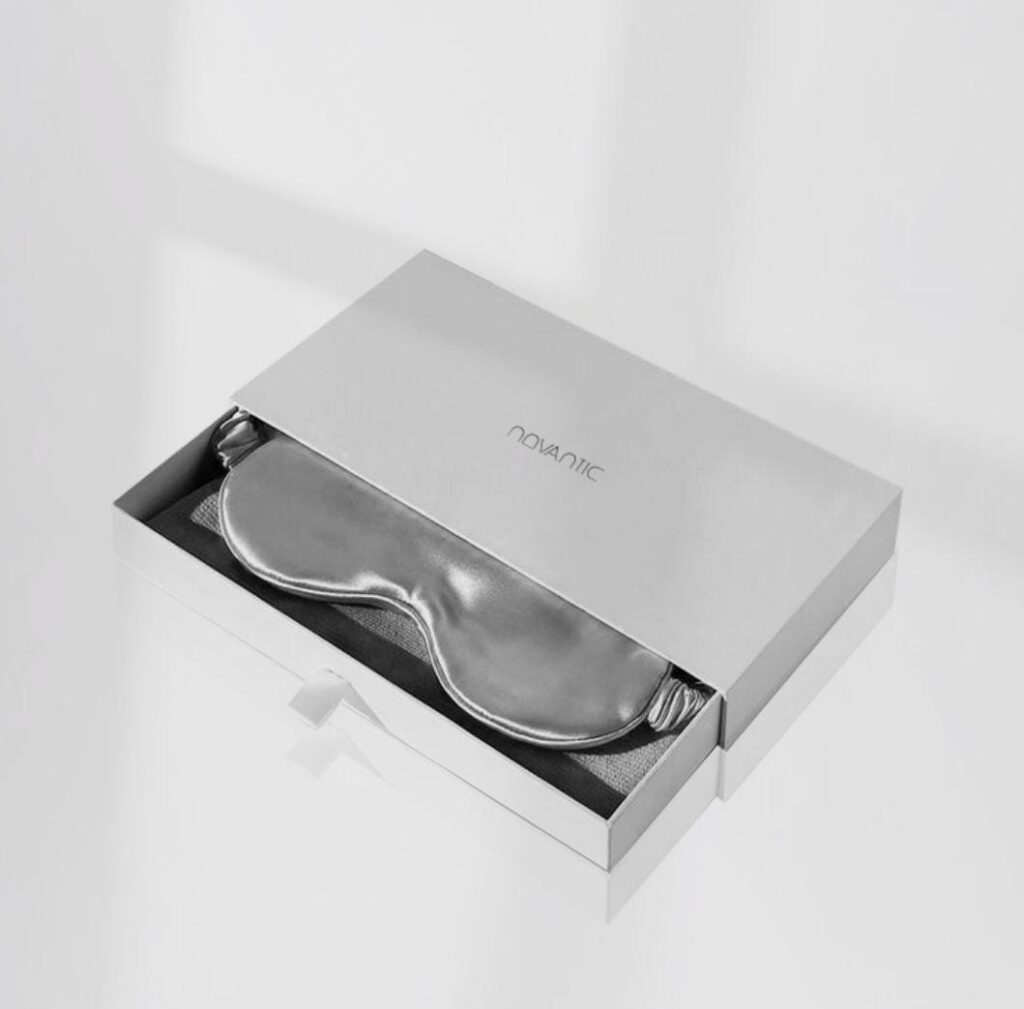 NOVANTIQUE BOUTIQUE HOTEL — Branding And Design 7