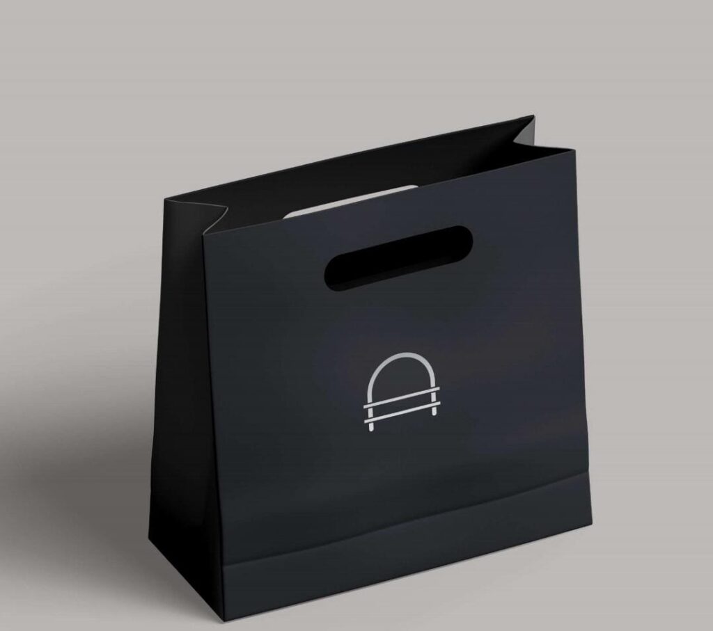 NOVANTIQUE BOUTIQUE HOTEL — Branding And Design 17