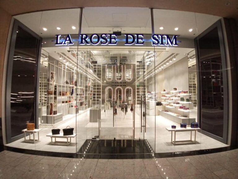 LA ROSE DE SIM