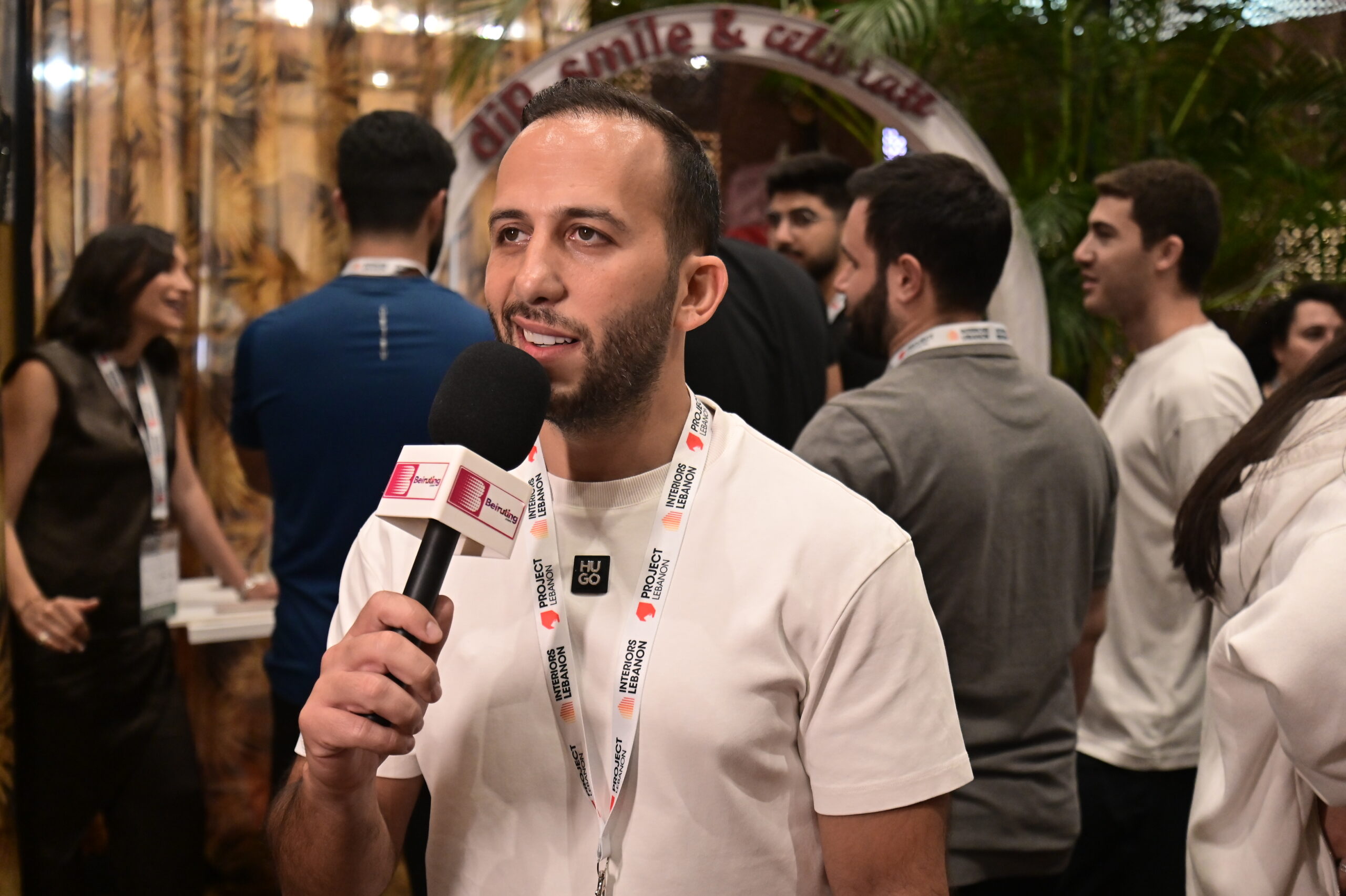 Beiruting interview inside the L'Art-qui-tecte booth